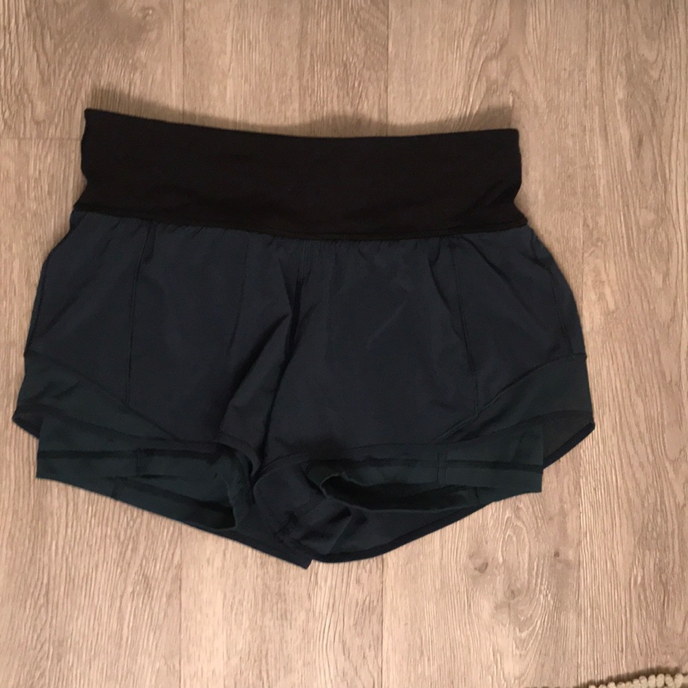 Lululemon Shorts - W’s 6